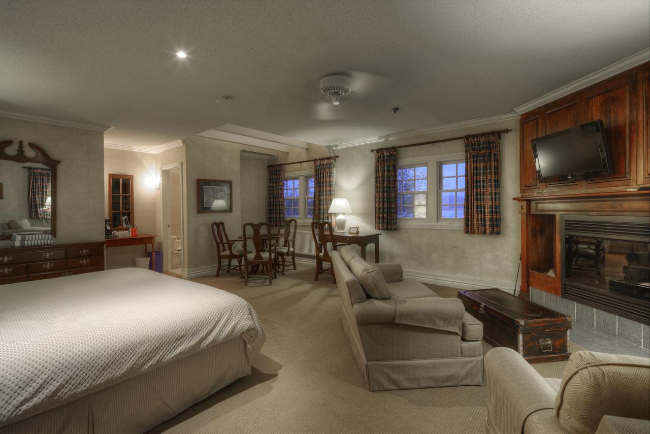 Sir Sam'S Inn & Spa (Adults Only) Haliburton Extérieur photo