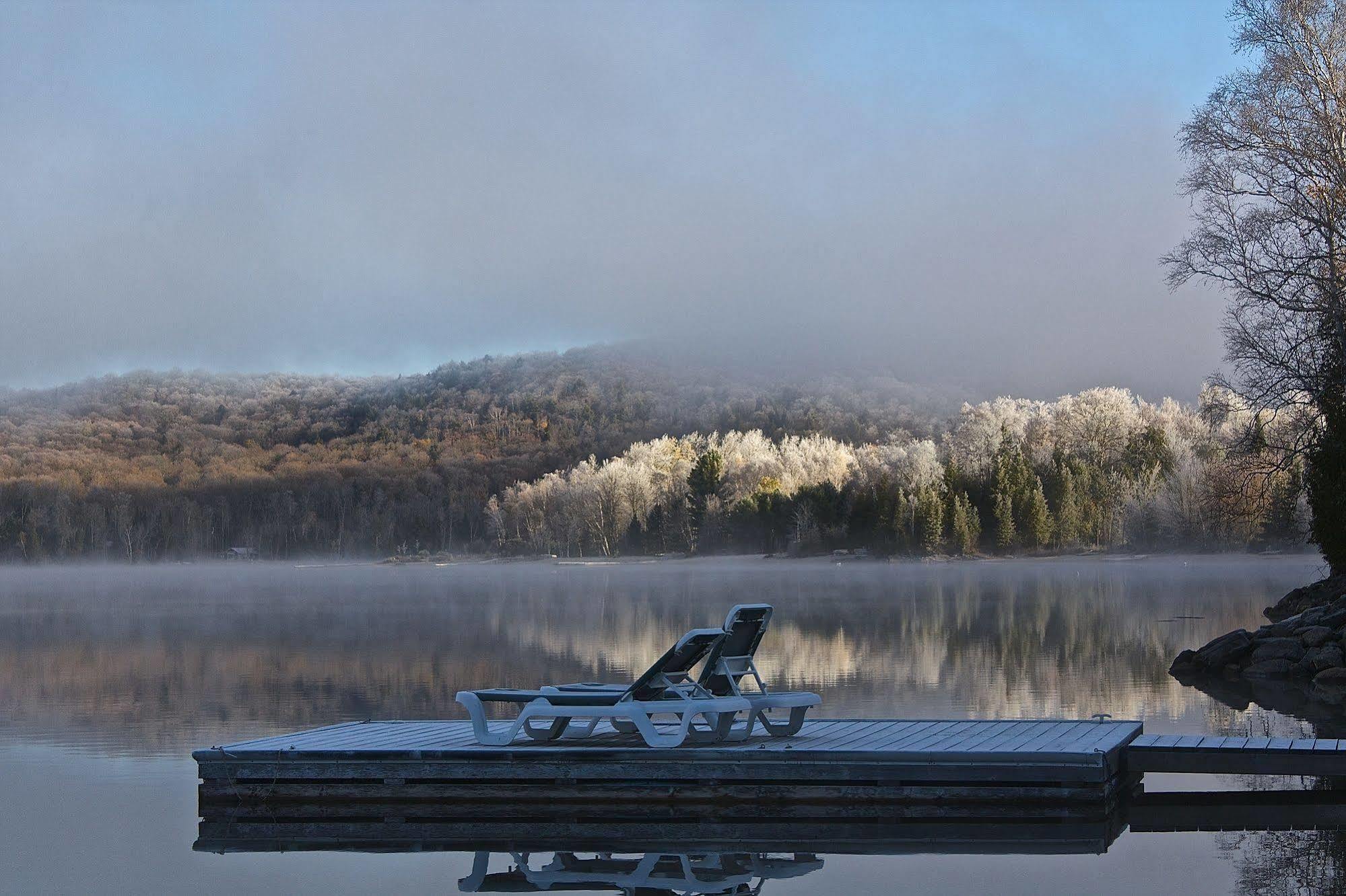 Sir Sam'S Inn & Spa (Adults Only) Haliburton Extérieur photo