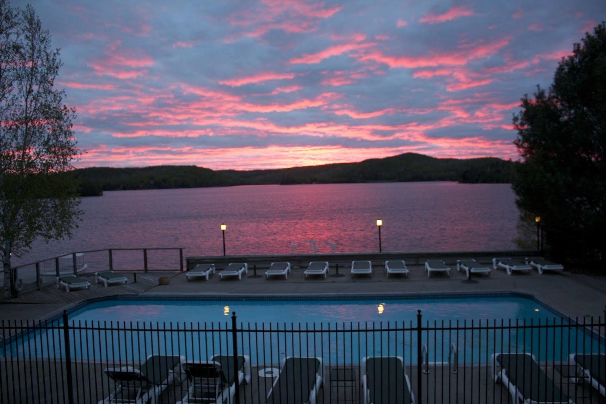 Sir Sam'S Inn & Spa (Adults Only) Haliburton Extérieur photo